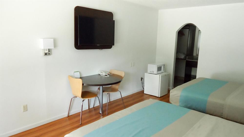 Oyo Hotel Deridder Hwy 171 North מראה חיצוני תמונה